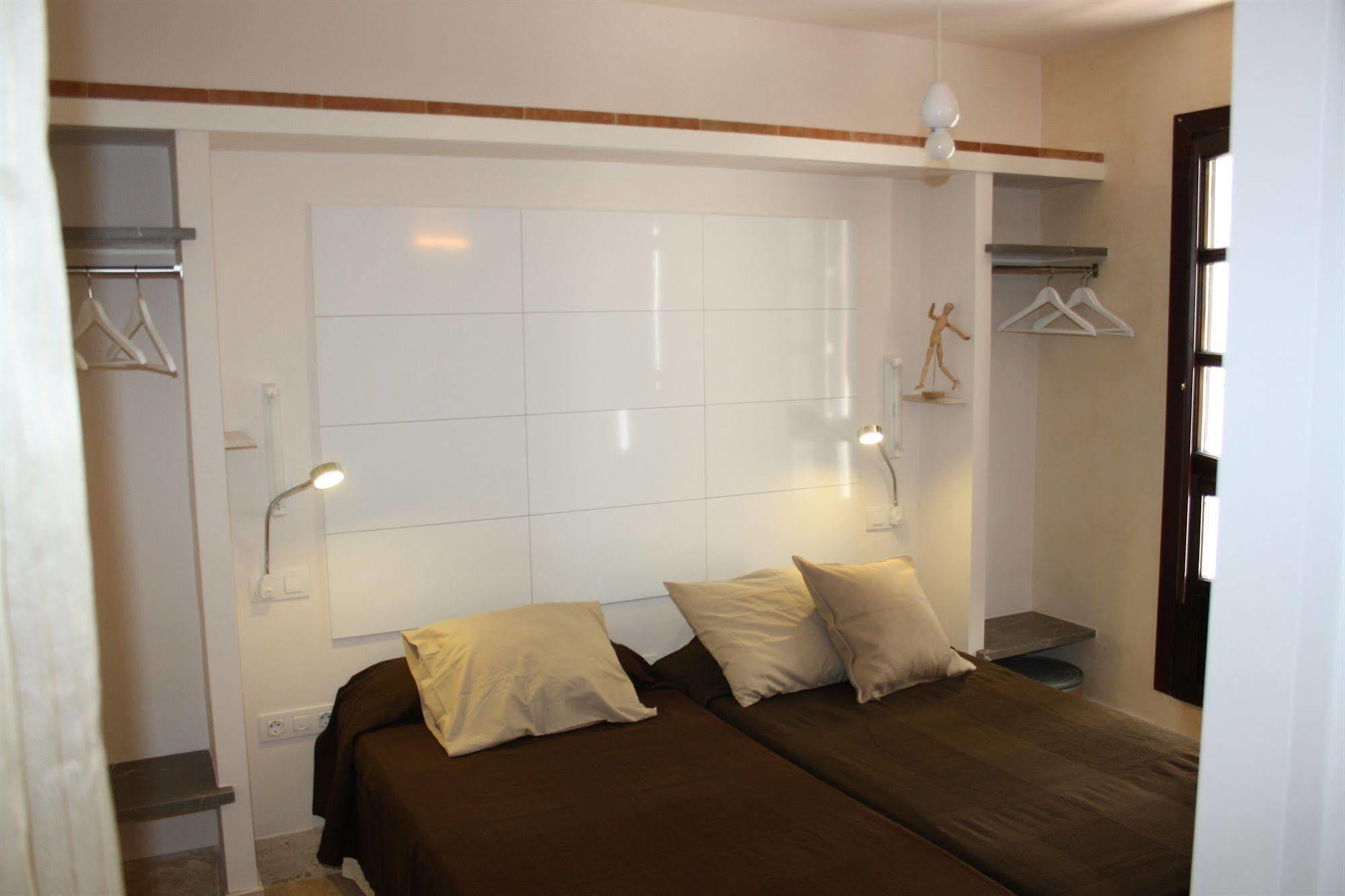 Estudio Padre Manjon Séville Extérieur photo